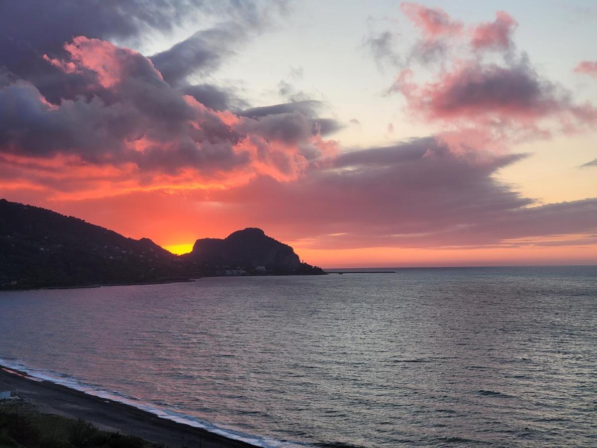 Beach Of Eden Cefalu' Экстерьер фото